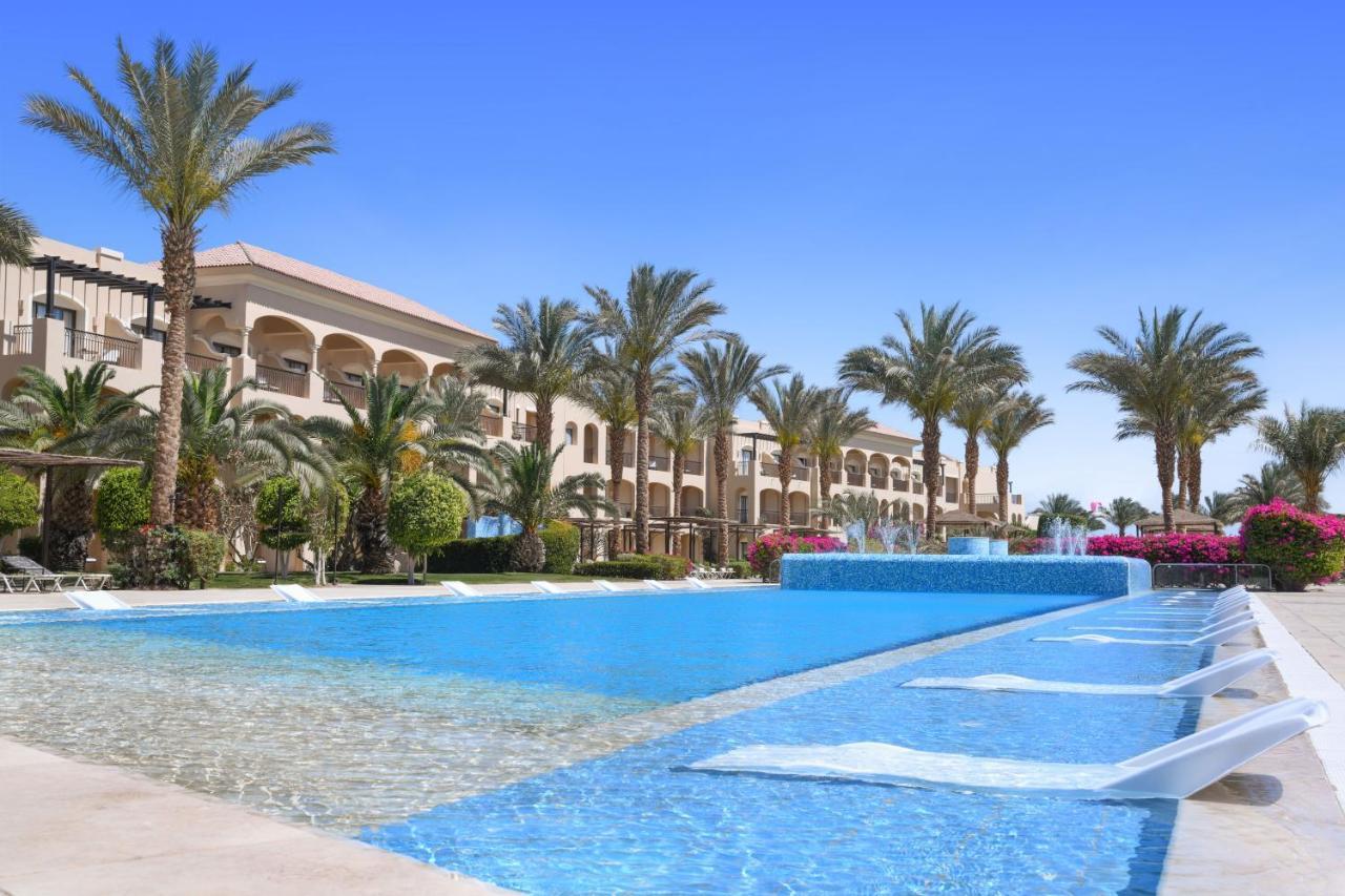 Jaz Aquamarine Resort Hurghada Esterno foto Hilton Luxor Resort