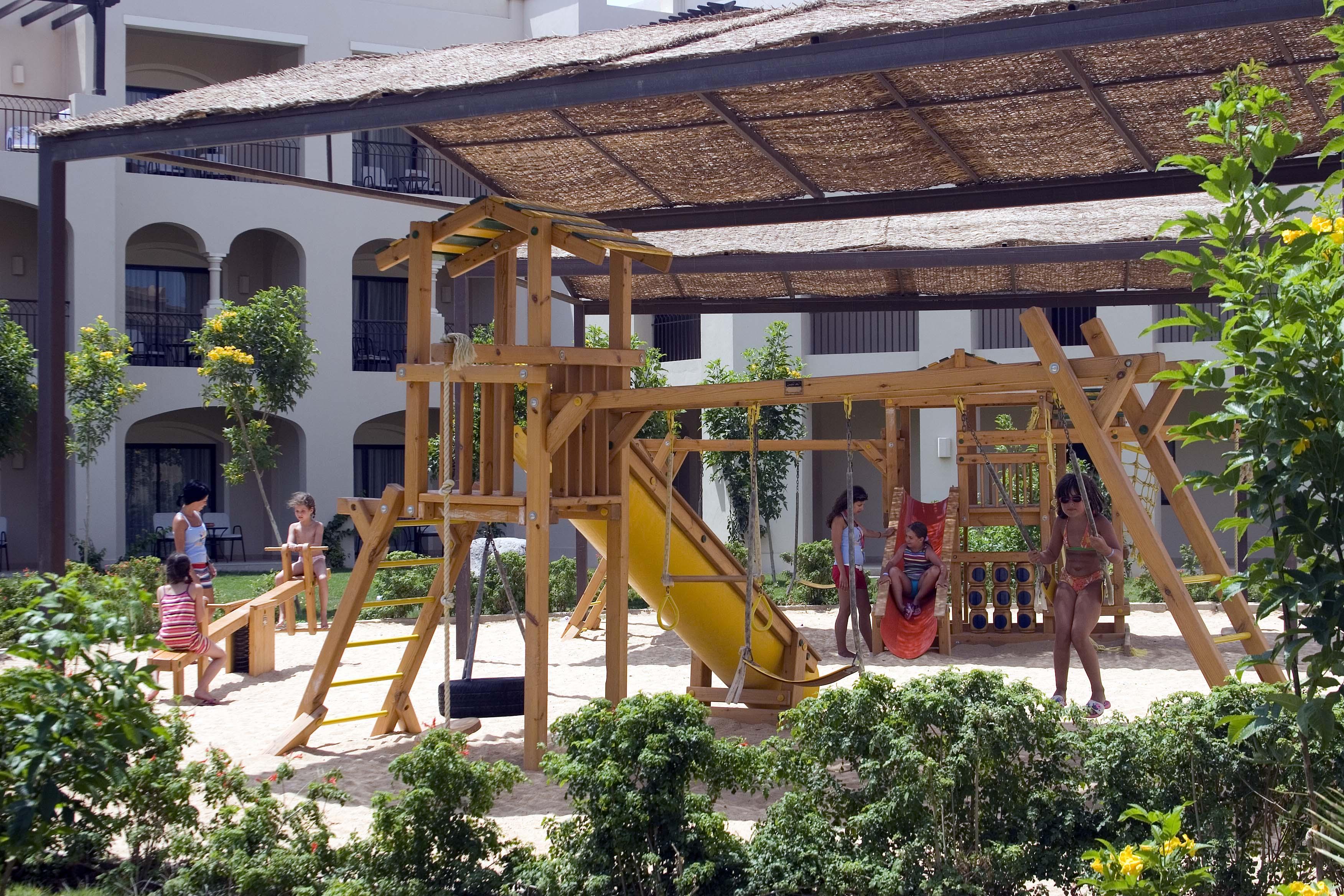 Jaz Aquamarine Resort Hurghada Servizi foto Playground at a hotel